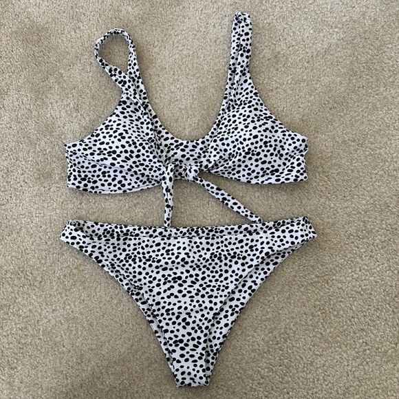 SweatyRocks Black & White Polka Dot Bikini - Picture 4 of 4
